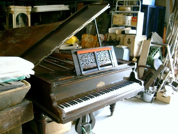 Vendo piano de cola entera Erard