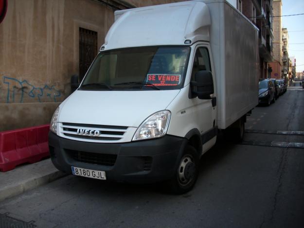 camion iveco 35c15 seminuevo