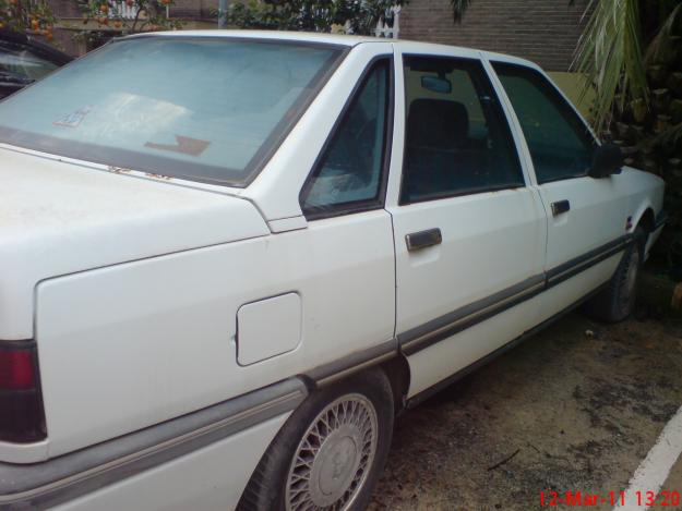 Renault 21