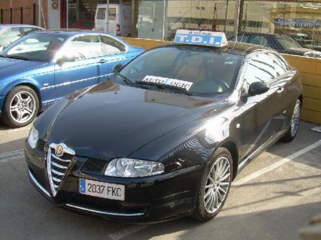 Venta de coche Alfa Romeo GT JTD '07 en Cornellà De Llobregat