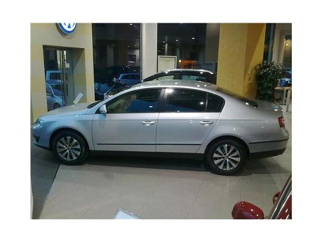 BMW SERIE 3 D d Berlina