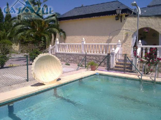 Chalet a la Venta en Muchamiel (Alicante), con parcela de 2.060 m2