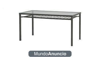 Mesa de comedor de hierro