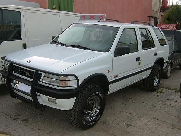 Opel Frontera 2.4i 5 puertas