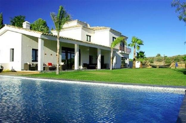 Villas a la venta en El Paraiso Costa del Sol