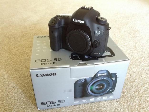Canon Eos 5D Mark III Nuevo + bateria extra