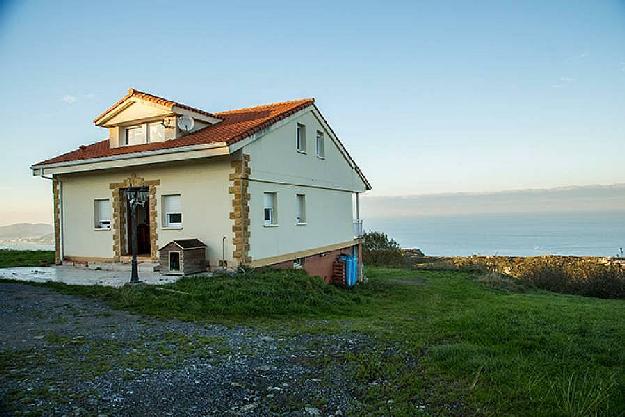 Chalet en Laredo