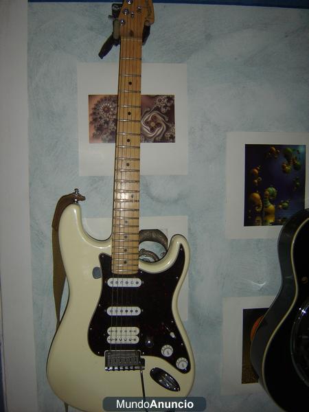 GUITARRA Fender estratocaster americana (mejorada)950€