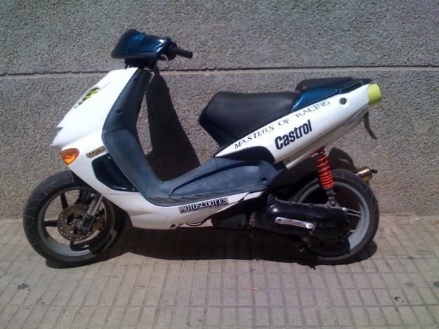 aprilia sr