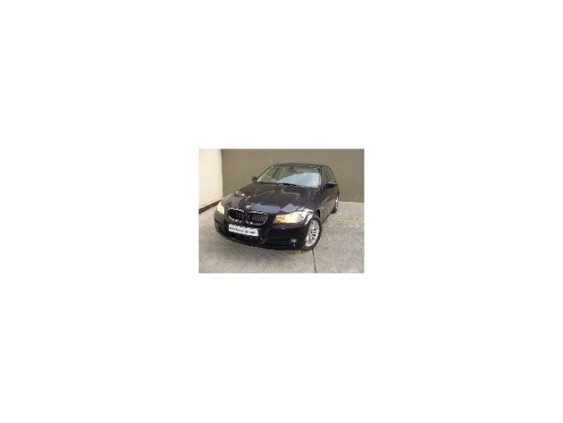 BMW SERIE 3 318D BERLINA
