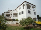 Chalet con 4 dormitorios se vende en Estepona, Costa del Sol - mejor precio | unprecio.es