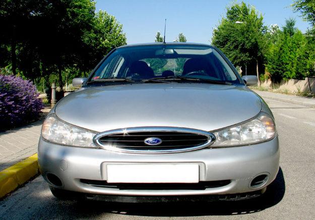 FORD MONDEO CLX 1.8 TD 90 CV