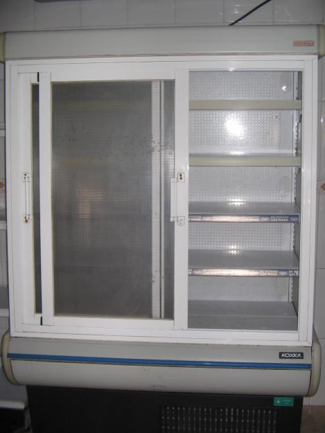 refrigeradora tipo mural con puertas