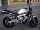 Vendo Yamaha Fazer 600 color gris - mejor precio | unprecio.es