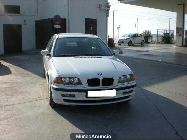 BMW 318 i [595706] Oferta completa en: http://www.procarnet.es/coche/barcelona/canet-de-mar/bmw/318-i-gasolina-595706.as