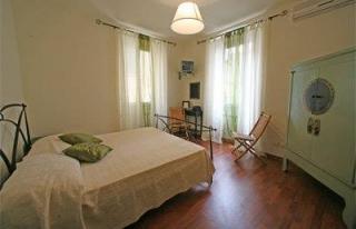 Habitaciones : 4 habitaciones - 8 personas - la spezia  la spezia (provincia de)  liguria  italia