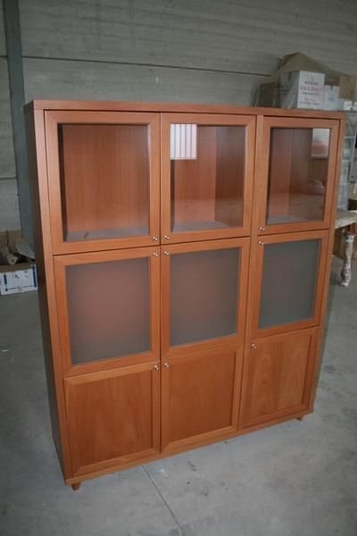 Mueble para salo. Aparador