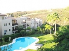 Apartamento con 2 dormitorios se vende en Estepona, Costa del Sol - mejor precio | unprecio.es