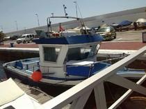 Barco con licencia de pesca incluida