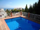 Chalet con 3 dormitorios se vende en Fuengirola, Costa del Sol - mejor precio | unprecio.es