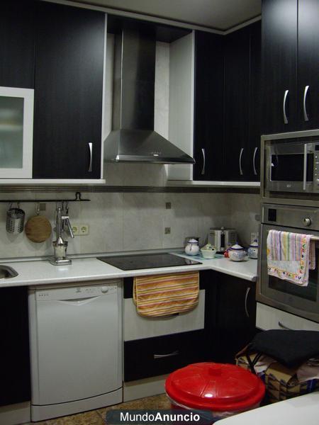 Vendo TODOS mis muebles y electrodomesticos