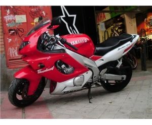 YAMAHA YZF 600 THUNDERCAT