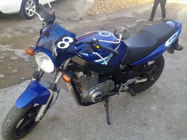 SUZUKI GS 500 E