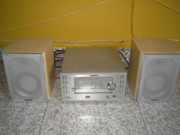 equipo d musica, lector DVD, CD, USB... marca belson