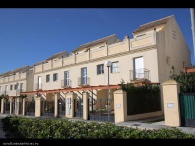 Adosado con 3 dormitorios se vende en Manilva, Costa del Sol