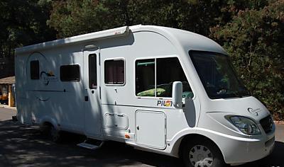 Camping car pilote explorateur 2007