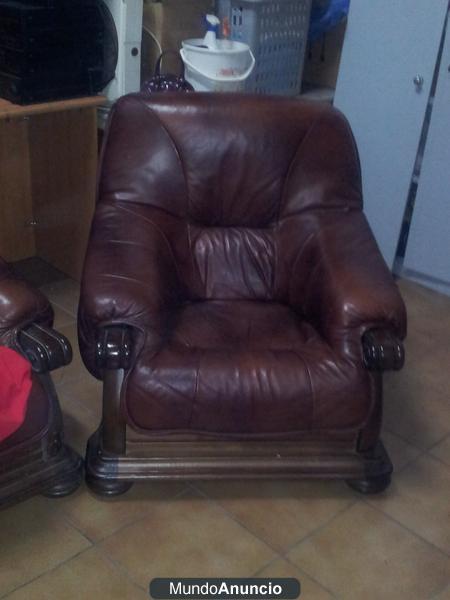 Se vende sillon clasico de piel marron autentica