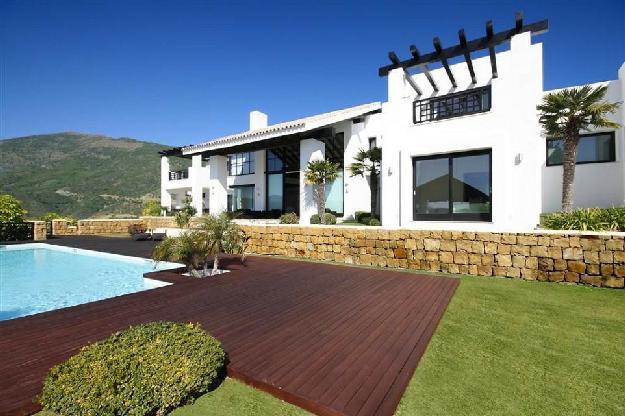 Villas a la venta en La Zagaleta Costa del Sol