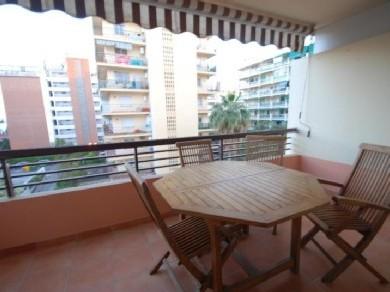 Apartamento con 4 dormitorios se vende en Marbella, Costa del Sol