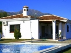 Chalet con 3 dormitorios se vende en Tolox - mejor precio | unprecio.es
