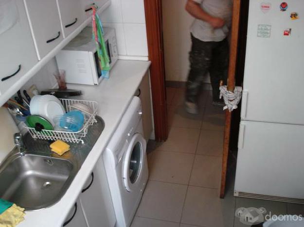 Inmejorable ubicacion- habitación con baño privado