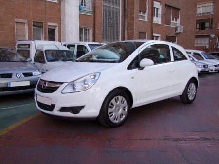 OPEL CORSA 1.3CDTI ESSENTIA - Madrid