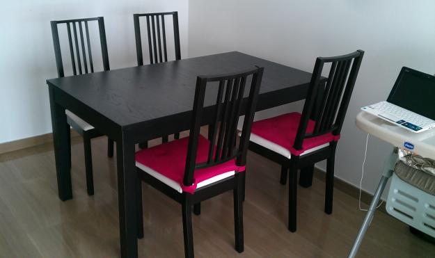 Mesa extensible + 4 sillas ikea bjursta-börje