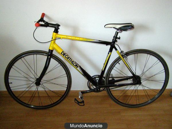 Bicicleta de carretera Decathlon 7.3