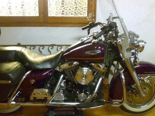 Se vende Harley-Davidson Road King Classic