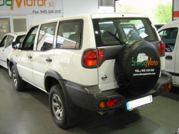 Comprar coche Nissan Terrano Ii Sport '03 en Vitoria