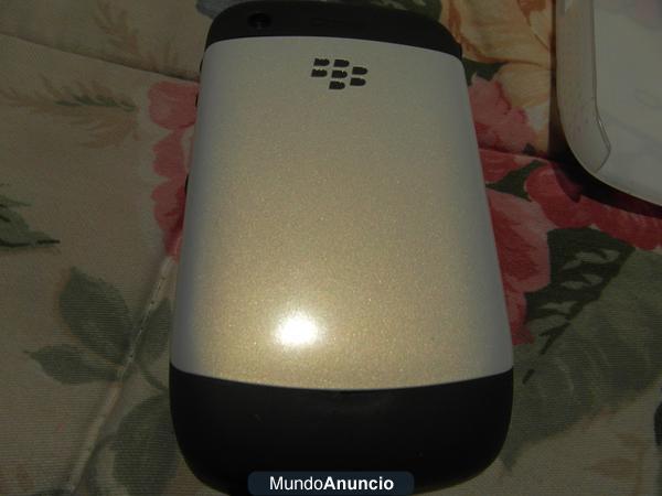 se vende blackberry 8520