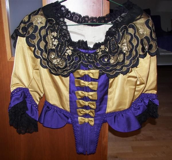 TRAJE FALLERA S.XVIII CON 2 CUERPOS, COMPLETO