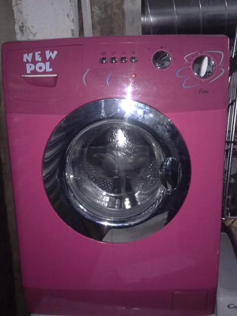lavadora New Pool de color Rosa con transporte	 (Barcelona y alrededores)