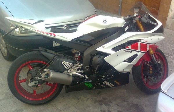 vendo yamaha r6