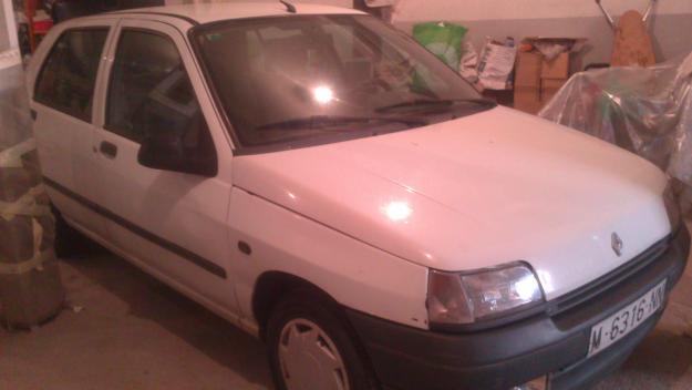 Renault clio rt 1400 blanco