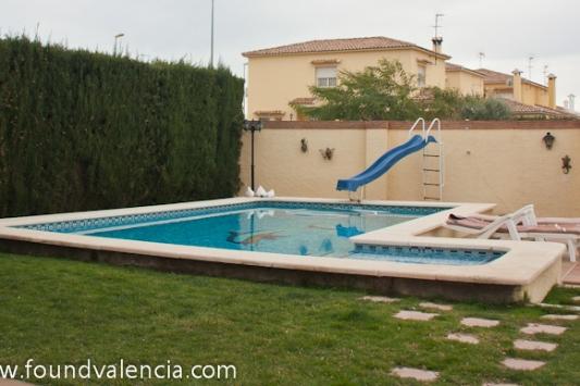 3 Dormitorio Chalet En Venta en Pobla de Vallbona (La), Valencia