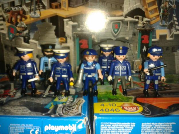 Fantastico lote de policias playmobil