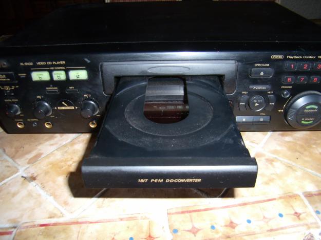 VENDO AQUINA DE KARAOKE JVC