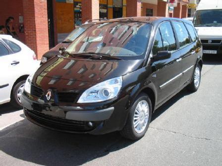 Venta de coche Renault G.SCENIC 1.5DCI 105CV '07 en Fuencarral
