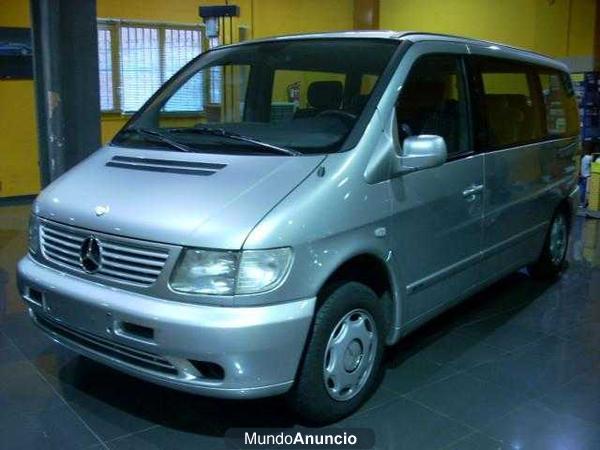 Mercedes-Benz V 220 CDI 7 PLAZAS